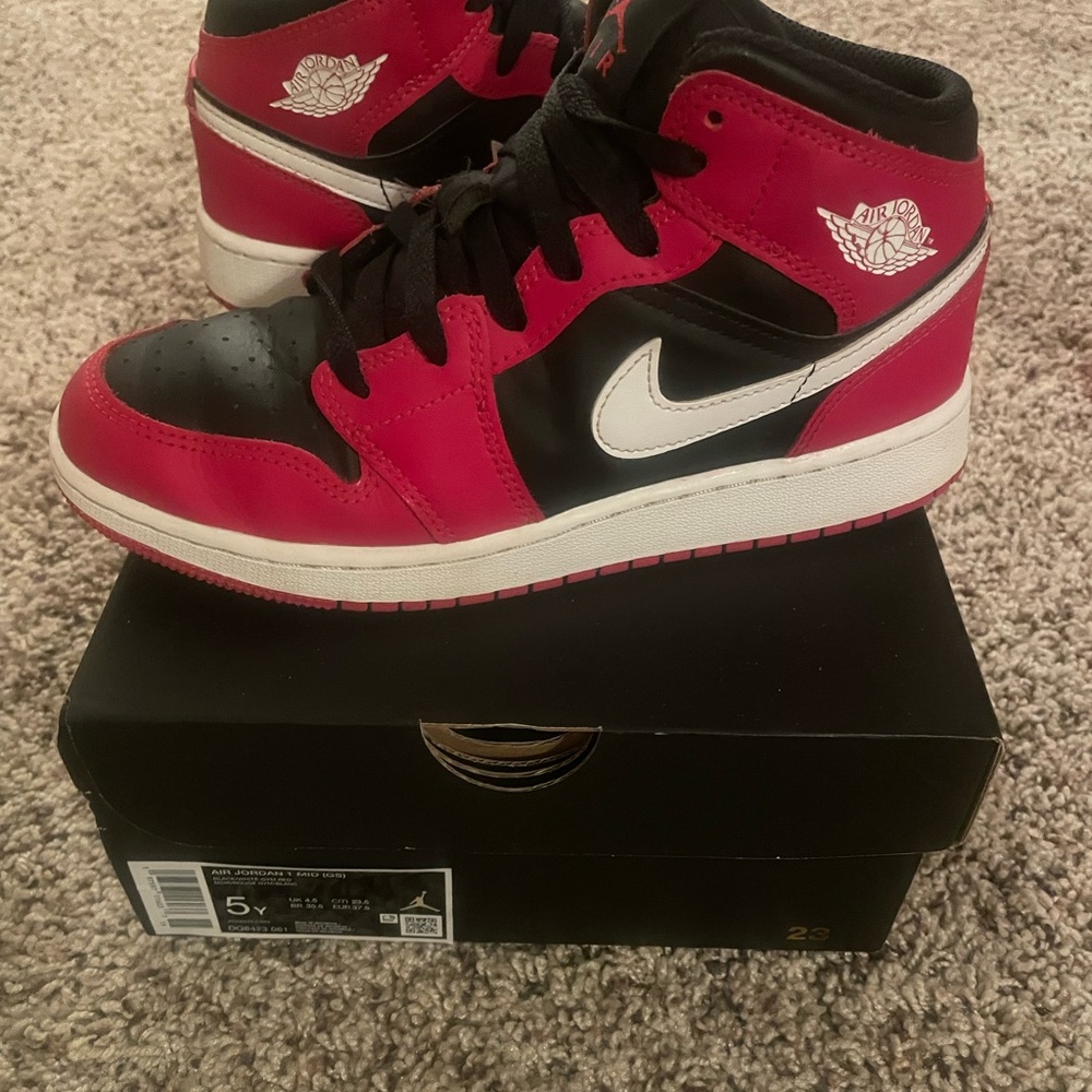 Nike Air Jordan 1 Mid Black and Red Shoes